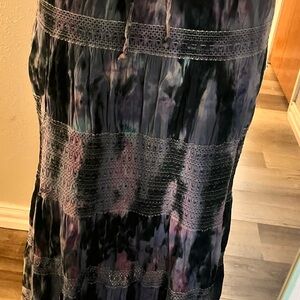Elegant Tie-Dye Maxi Skirt in Black and Purple